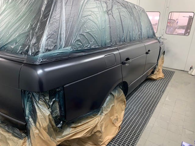 Land Rover avant réparation peinture complète Voreppe