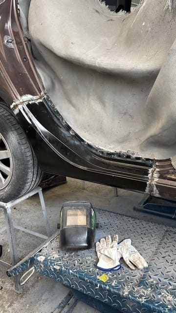 Après remplacement bas de caisse peinture carrosserie Isère 38340